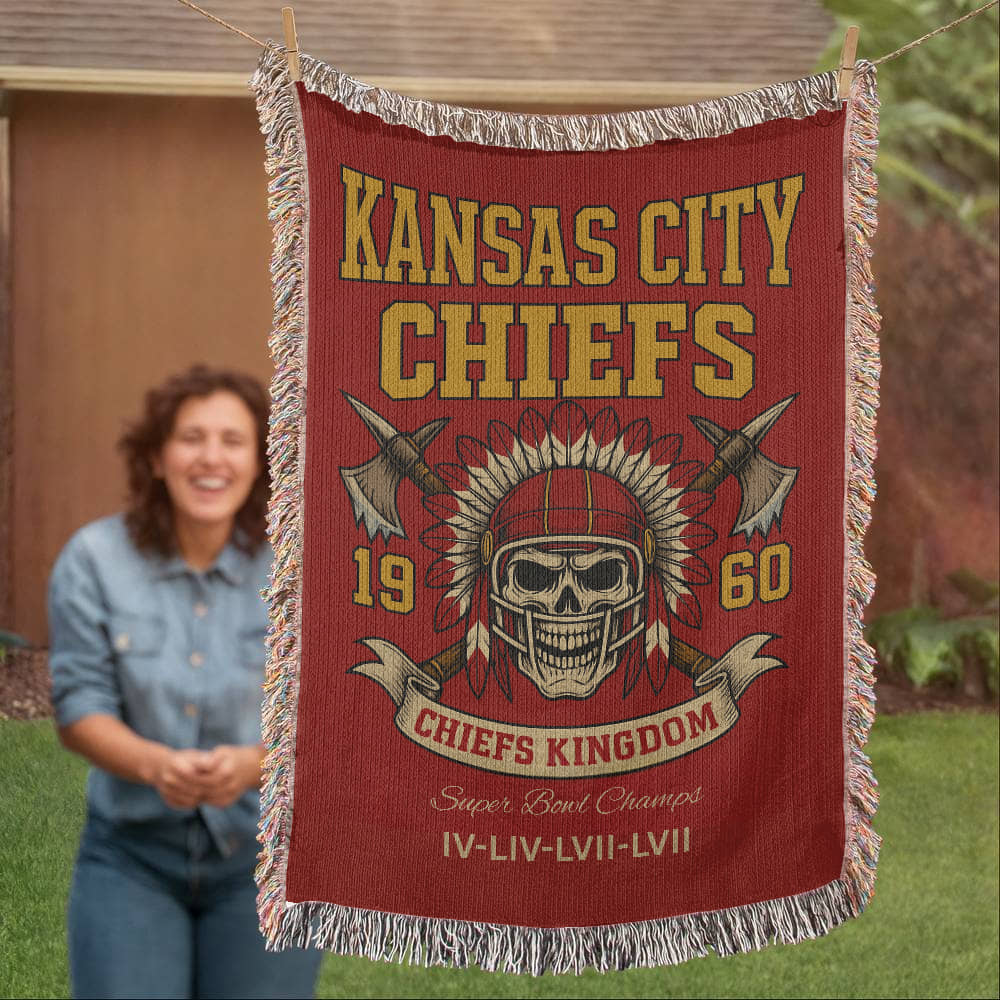 🏈 Kansas City Chiefs “Chiefs Kingdom” Woven Blanket 🔥