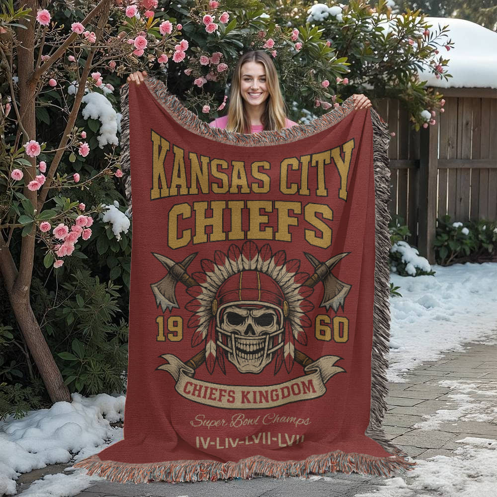 🏈 Kansas City Chiefs “Chiefs Kingdom” Woven Blanket 🔥