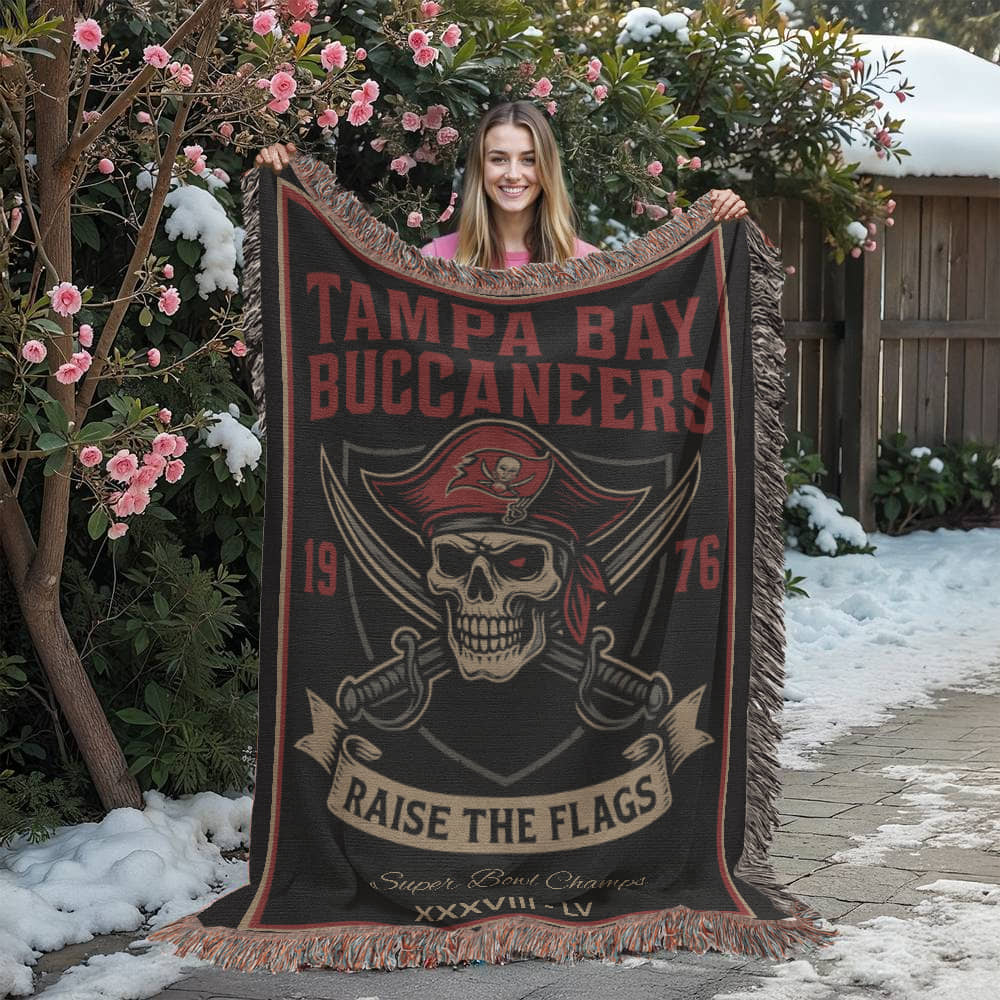 Tampa Bay Buccaneers Woven Blanket – “Raise the Flags” Vintage Pirate Skull (1976)