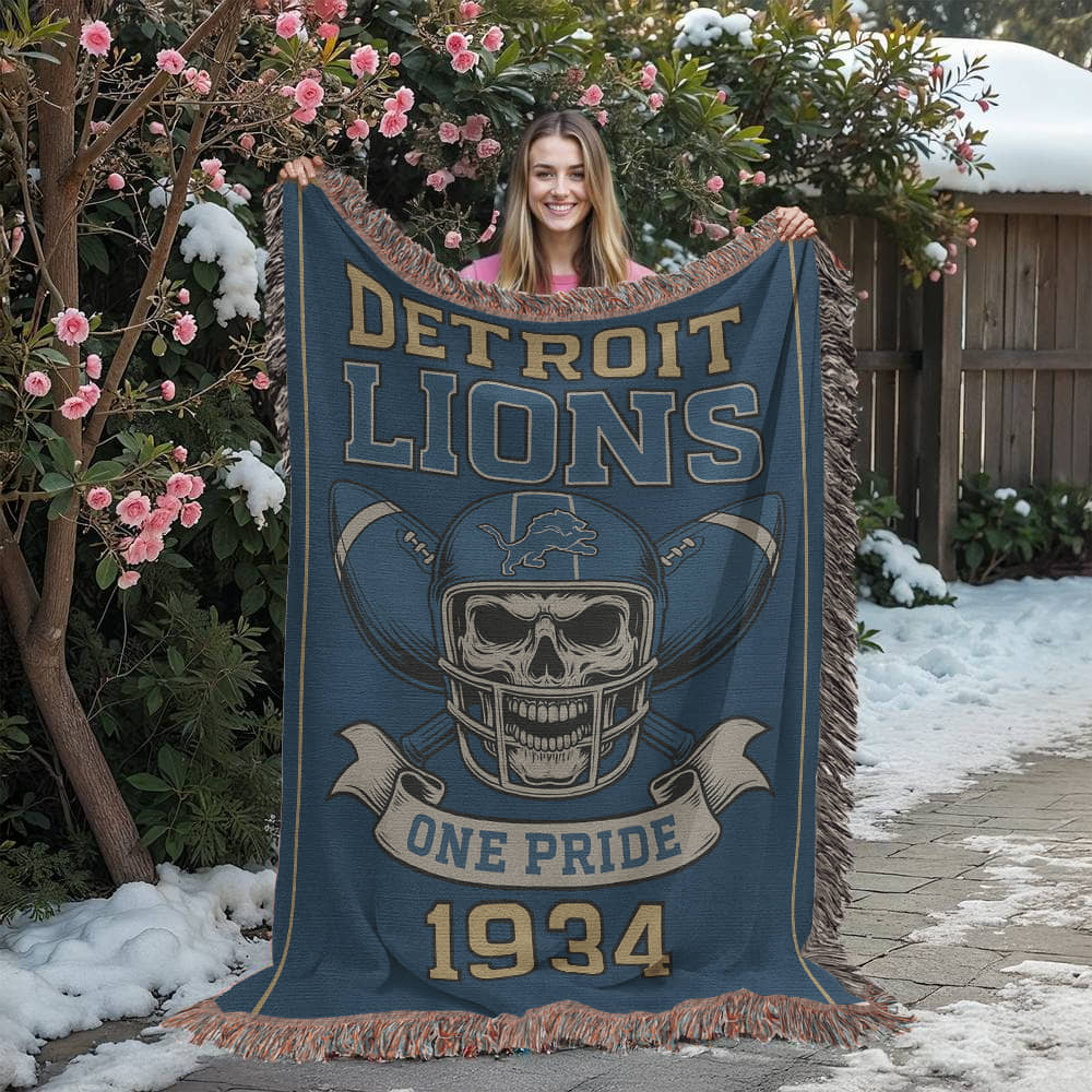 Detroit Lions Woven Blanket | One Pride Skull Football Throw | 1934 Edition